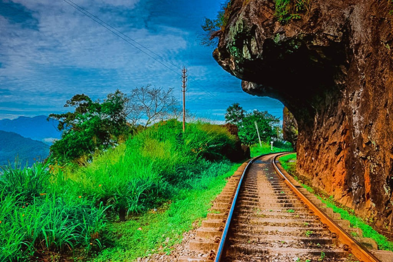 Lion’s Mouth: A Unique Landmark Along the Kadugannawa Railway