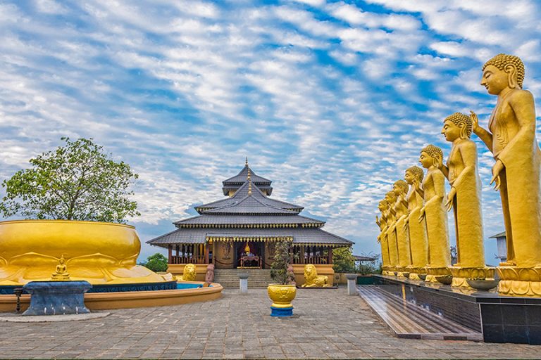 Why You Must Visit Nelligala International Buddhist Center
